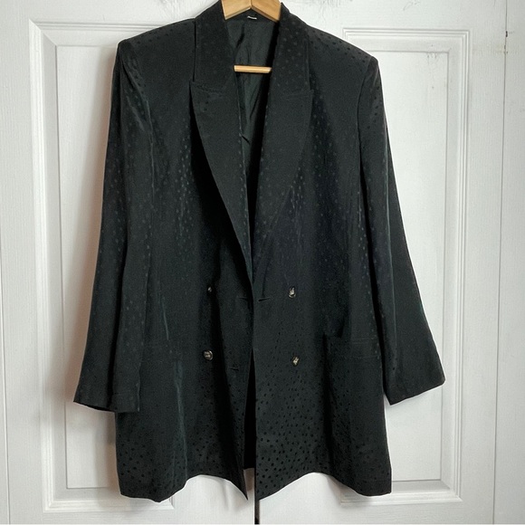 SILK Dotted Blazer - Picture 3 of 13
